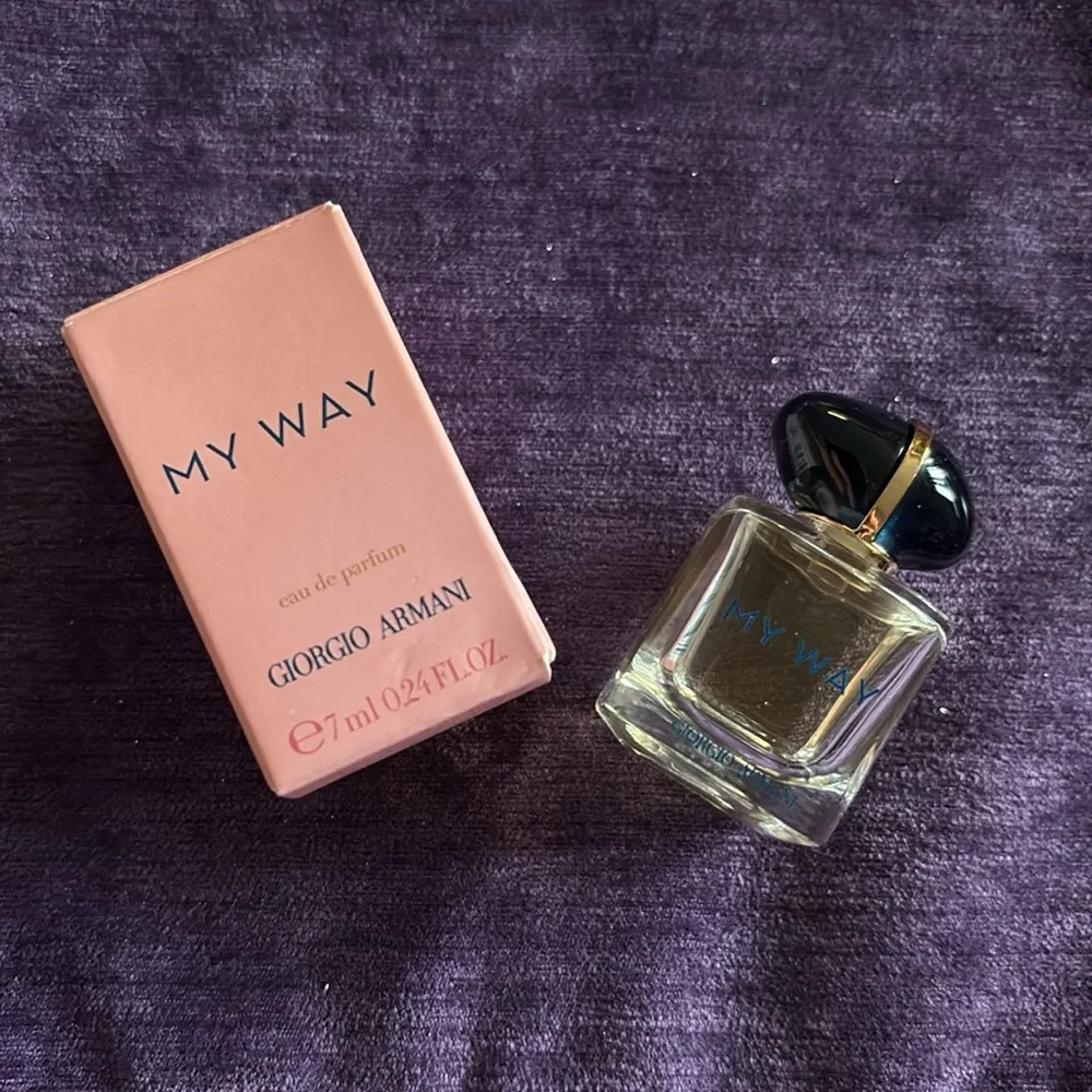 Giorgio Armani My Way Eau de Parfum Miniature - Picture 2 of 4